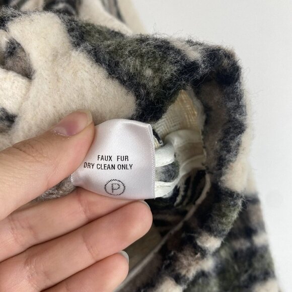 Tularosa Women's Cropped Plaid Jacket Shacket Size XS Revolve Cream Coat Josie - Picture 5 of 10